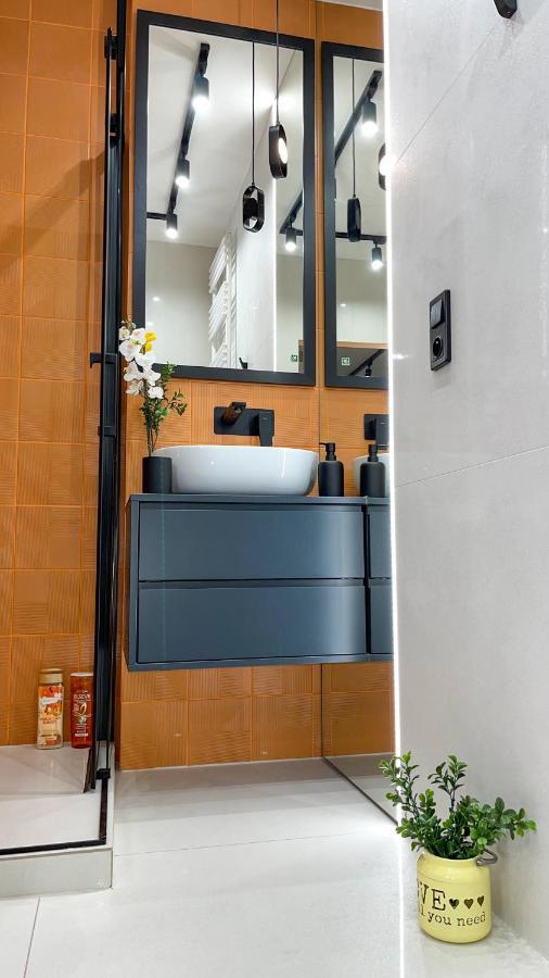 Comfortable 1-Room Apartment Close To The Center Varsovia Exterior foto
